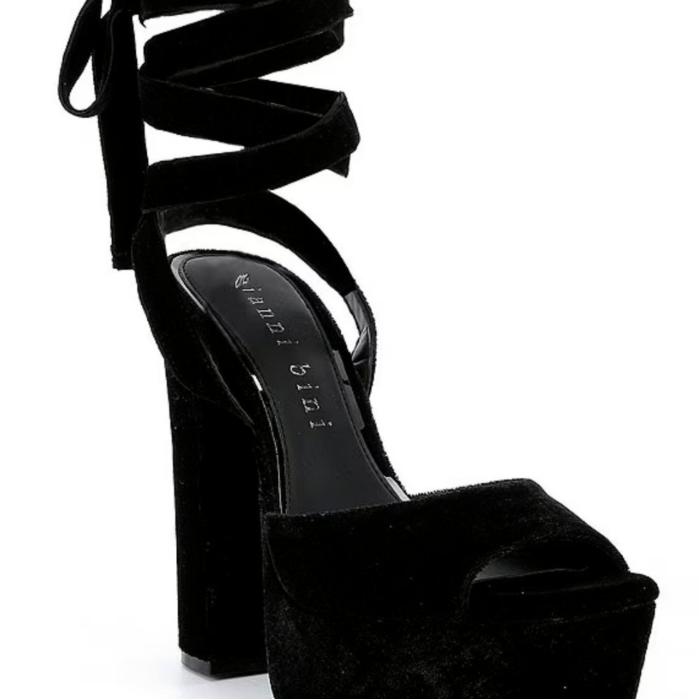 NEW-Size 11 Women's Gianni Bini Karstin Velvet Ankle WrapUp Platform Heels Black